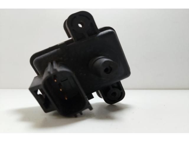 bontott FORD FOCUS I Jeladó (Magában)