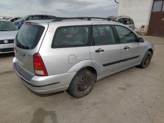 bontott FORD FOCUS I Jobb első Féknyereg Munkahengerrel