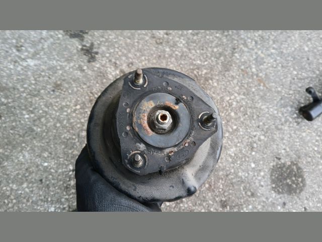 bontott FORD FOCUS I Jobb első Gólyaláb (Lengécsillapító, Rugó)