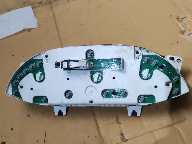 bontott FORD FOCUS I Kilométeróra