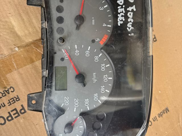 bontott FORD FOCUS I Kilométeróra