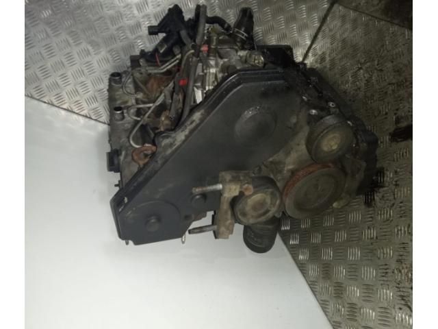 bontott FORD FOCUS I Motor (Fűzött blokk hengerfejjel)