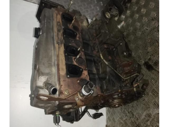 bontott FORD FOCUS I Motor (Fűzött blokk hengerfejjel)