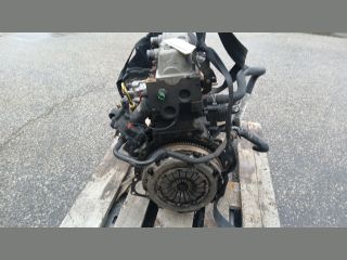 bontott FORD FOCUS I Motor (Fűzött blokk hengerfejjel)