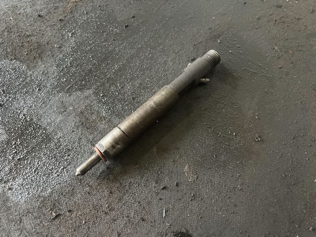 bontott FORD FOCUS I Porlasztó (1 db)