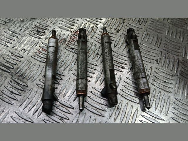 bontott FORD FOCUS I Porlasztó (1 db)