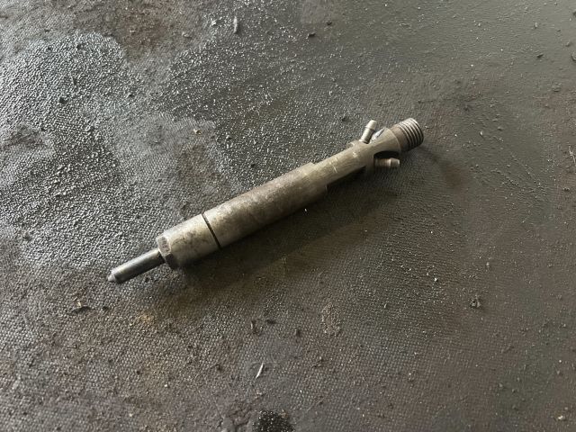 bontott FORD FOCUS I Porlasztó (1 db)