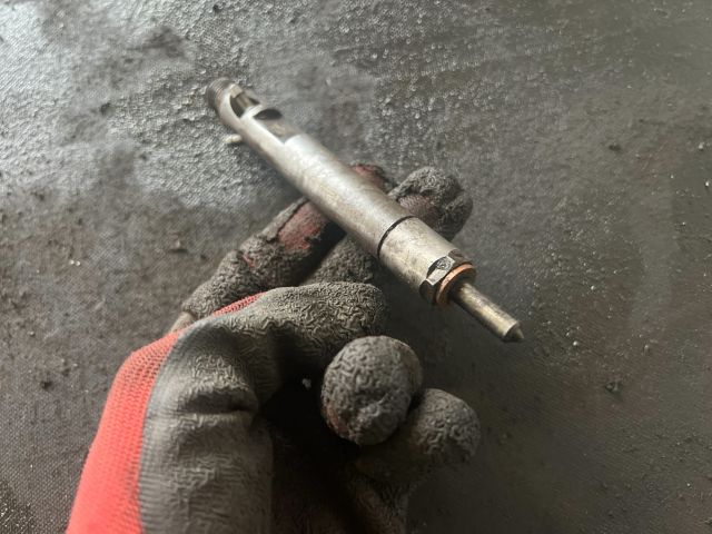 bontott FORD FOCUS I Porlasztó (1 db)