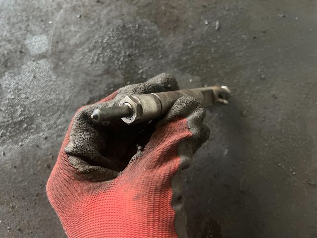 bontott FORD FOCUS I Porlasztó (1 db)