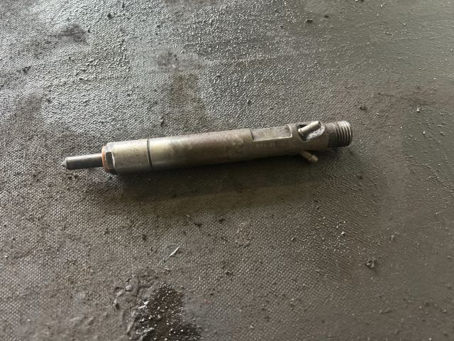 bontott FORD FOCUS I Porlasztó (1 db)