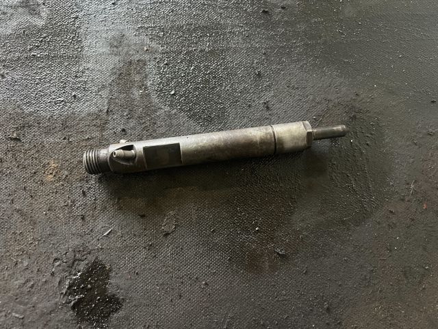 bontott FORD FOCUS I Porlasztó (1 db)