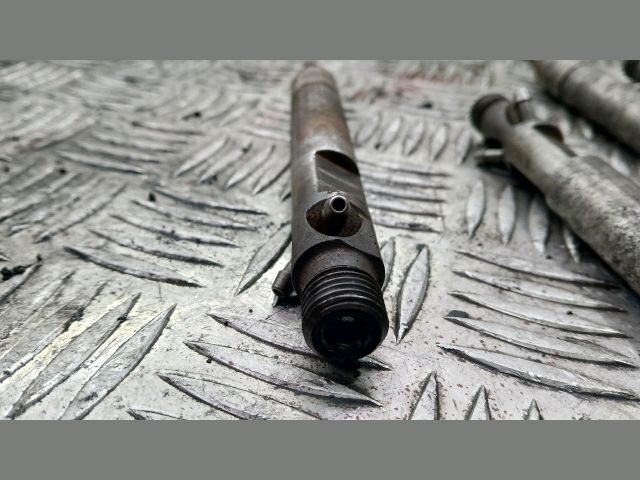 bontott FORD FOCUS I Porlasztó (1 db)