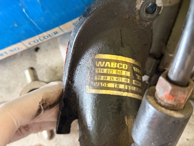 bontott FORD FOCUS I Vákumpumpa