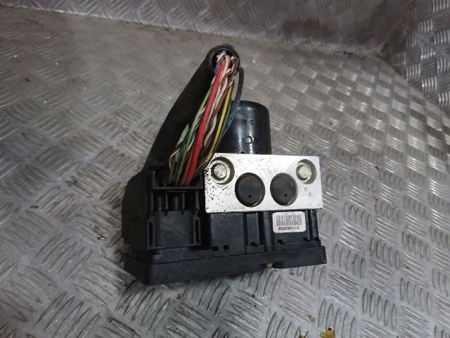 bontott FORD FOCUS I ABS Kocka