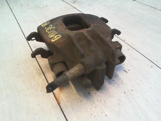 bontott FORD FOCUS I Bal első Féknyereg Munkahengerrel