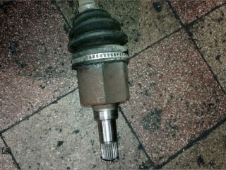 bontott FORD FOCUS I Bal Féltengely