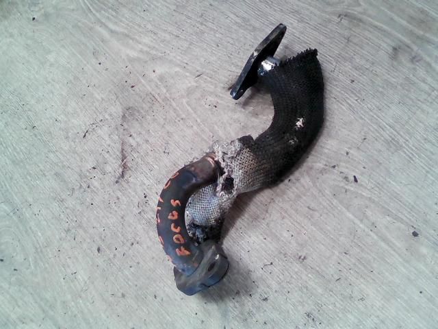 bontott FORD FOCUS I EGR Hűtő Cső