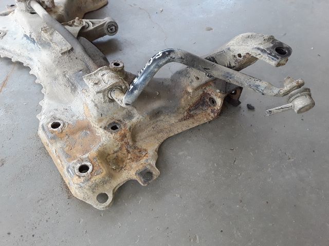 bontott FORD FOCUS I Első Bölcső