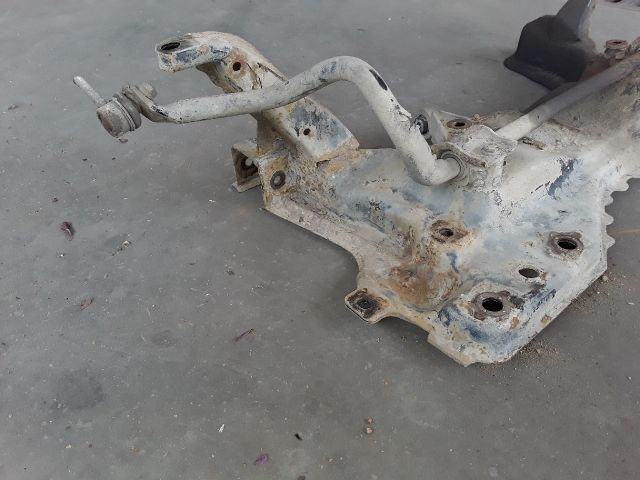 bontott FORD FOCUS I Első Bölcső