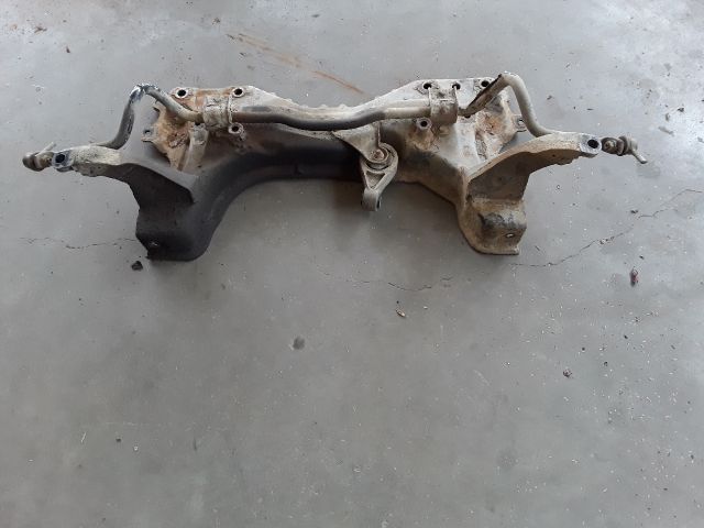 bontott FORD FOCUS I Első Bölcső