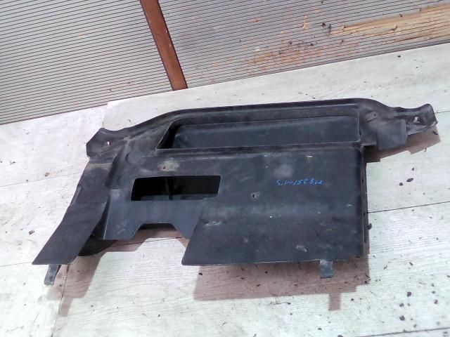 bontott FORD FOCUS I Felső Motorburkolat