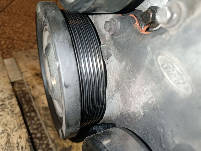 bontott FORD FOCUS I Főtengely Szíjtárcsa