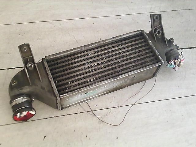 bontott FORD FOCUS I Intercooler