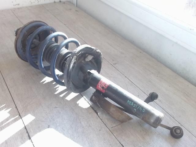 bontott FORD FOCUS I Jobb első Gólyaláb (Lengécsillapító, Rugó)