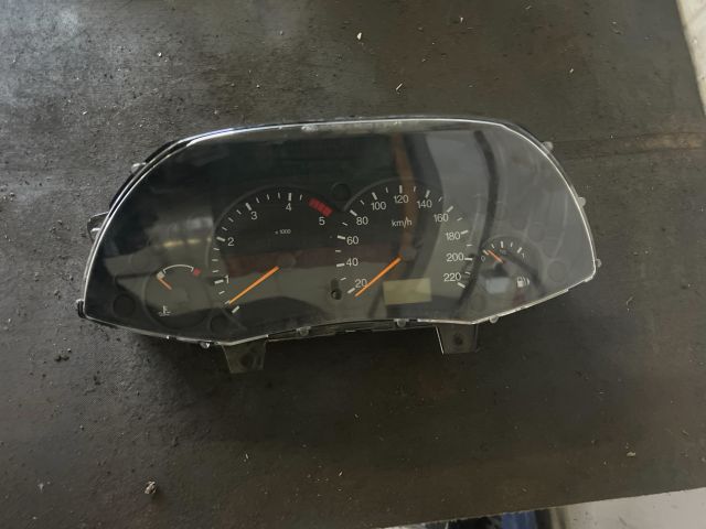 bontott FORD FOCUS I Kilométeróra