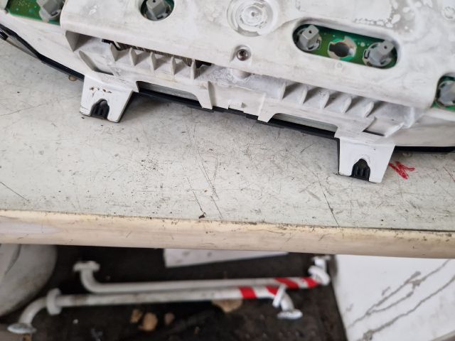 bontott FORD FOCUS I Kilométeróra