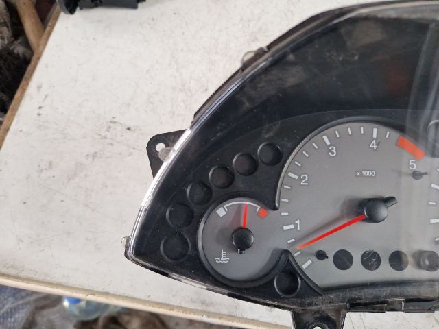 bontott FORD FOCUS I Kilométeróra