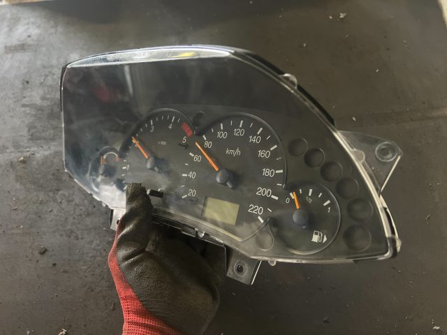 bontott FORD FOCUS I Kilométeróra