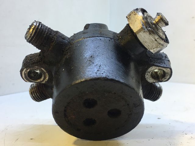 bontott FORD FOCUS I Közösnyomócső