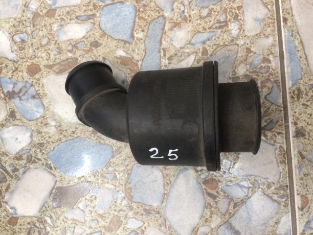 bontott FORD FOCUS I Légbeömlő Cső