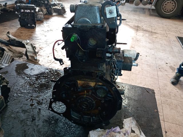 bontott FORD FOCUS I Motor (Fűzött blokk hengerfejjel)