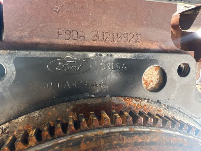 bontott FORD FOCUS I Motor (Fűzött blokk hengerfejjel)