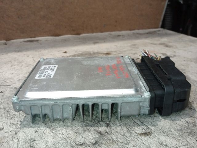 bontott FORD FOCUS I Motorvezérlő