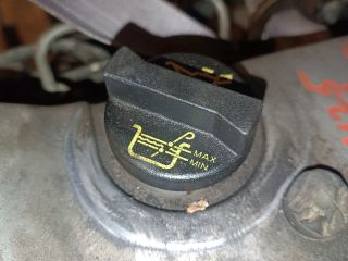 bontott FORD FOCUS I Olajbeöntő Sapka