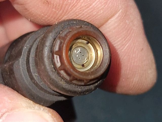 bontott FORD FOCUS I Porlasztó (1 db)