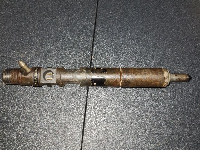 bontott FORD FOCUS I Porlasztó (1 db)