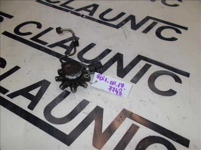 bontott FORD FOCUS I Porlasztó Sor / Híd