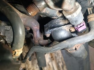 bontott FORD FOCUS I Termosztátház