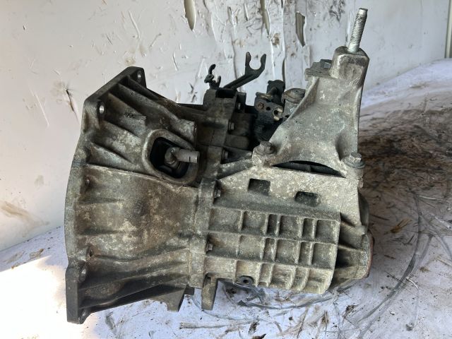 bontott FORD FOCUS I Váltó (Mechanikus)