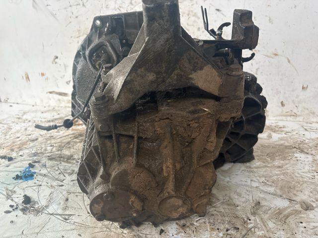 bontott FORD FOCUS I Váltó (Mechanikus)