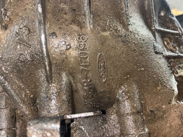 bontott FORD FOCUS I Váltó (Mechanikus)