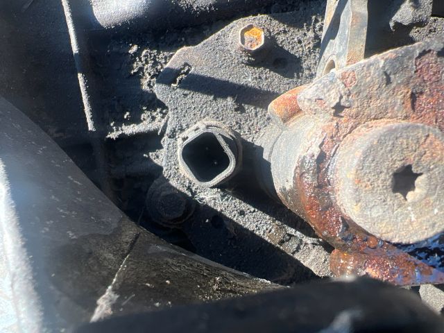 bontott FORD FOCUS I Váltó (Mechanikus)