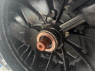 bontott FORD FOCUS I Váltó (Mechanikus)