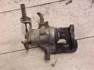 bontott FORD FOCUS I Bal hátsó Féknyereg Munkahengerrel