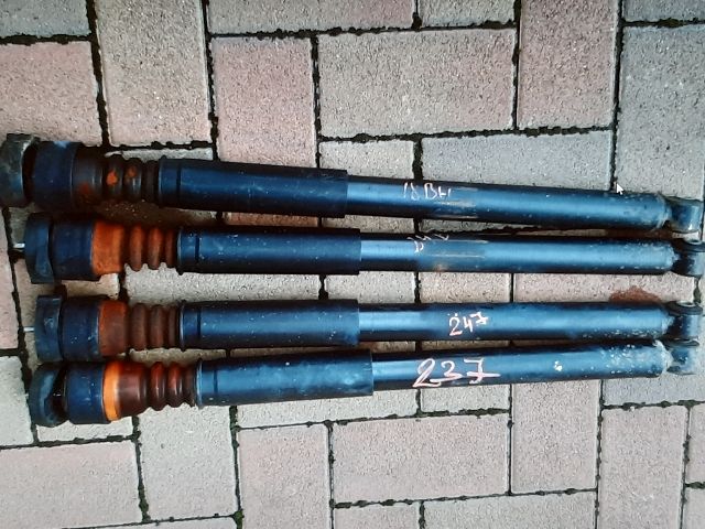 bontott FORD FOCUS I Bal hátsó Lengéscsillapító