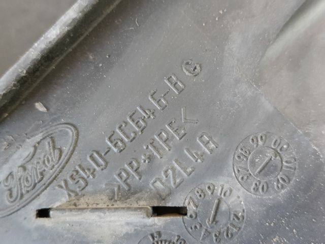 bontott FORD FOCUS I Felső Motorburkolat